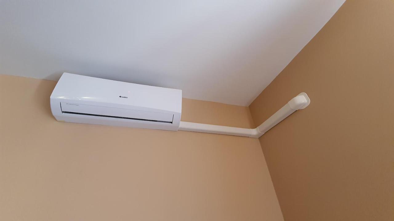 Aqua Apartman Tiszaujvaros Bagian luar foto