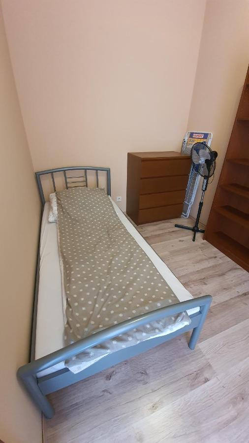 Aqua Apartman Tiszaujvaros Bagian luar foto