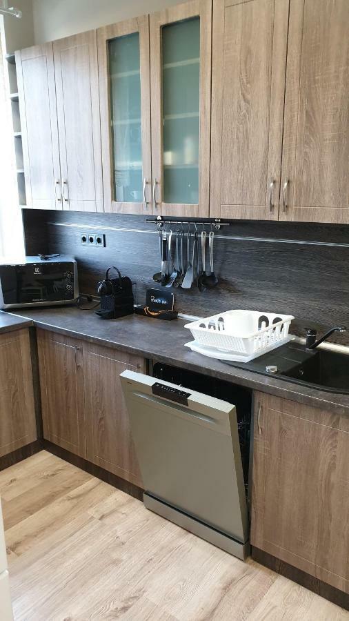 Aqua Apartman Tiszaujvaros Bagian luar foto